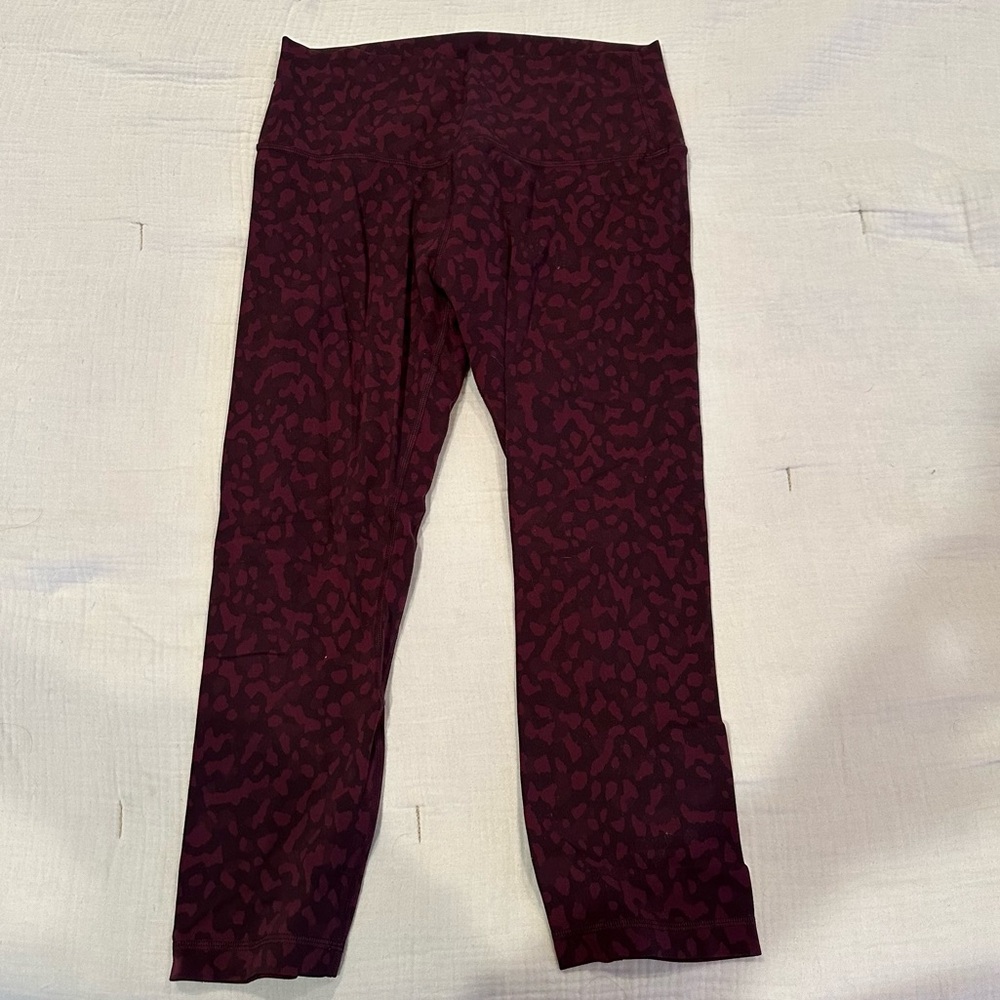 Lululemon leopard cropped legging